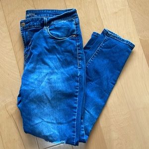 Old Navy Rockstar Distressed Jeans